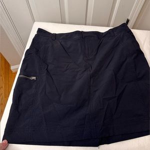 Athleta skort size M